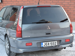 Mitsubishi Lancer