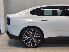 Volvo ES90