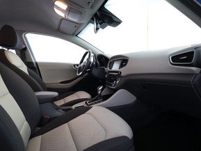 Hyundai Ioniq Plug-In