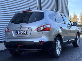 Nissan Qashqai+2