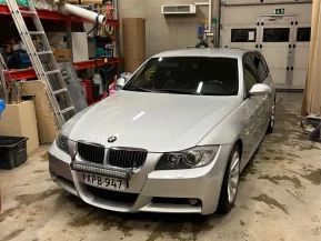 BMW 325