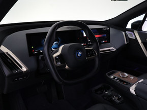 BMW iX M60