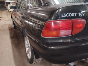 Ford Escort