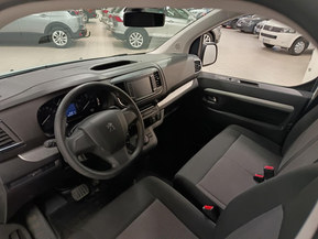 Peugeot Traveller