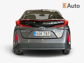 Toyota Prius PHEV