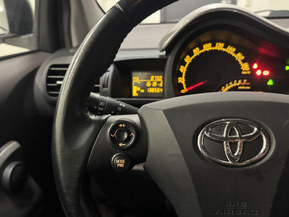 Toyota Iq