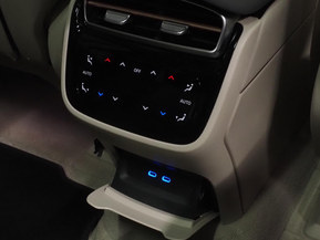 Mercedes-Benz EQS SUV