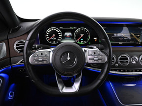 Mercedes-Benz S