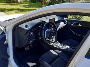 Mercedes-Benz A 45 AMG