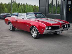 Oldsmobile Cutlass