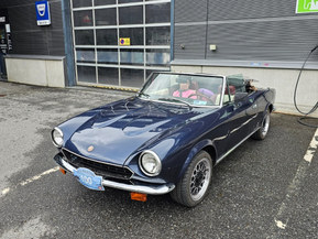 Fiat 124 Spider