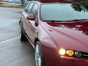 Alfa Romeo 159