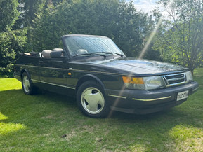 Saab 900