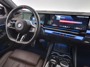 BMW i5 M60