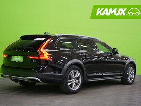 Volvo V90 Cross Country