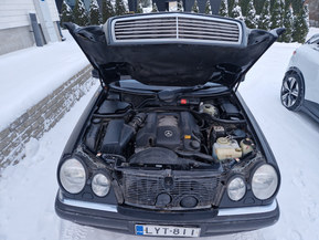 Mercedes-Benz E