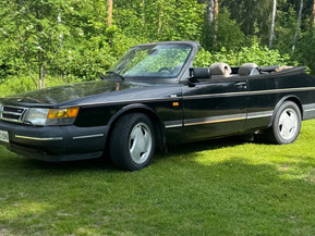 Saab 900