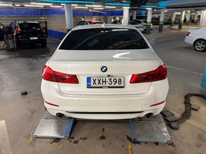 BMW 530