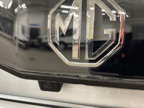 MG MG4