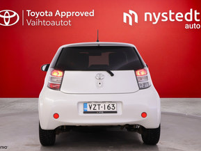 Toyota Iq