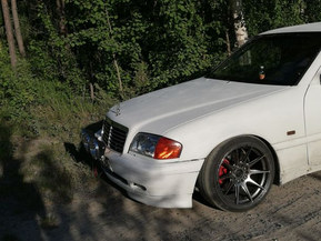 Mercedes-Benz C