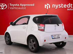 Toyota Iq