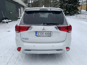 Mitsubishi Outlander PHEV