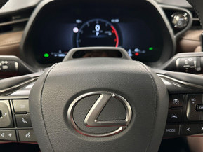 Lexus LBX