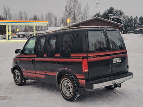 Chevrolet Astro