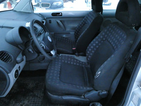 Volkswagen New Beetle