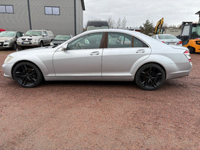 Mercedes-Benz S
