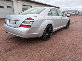 Mercedes-Benz S