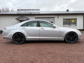 Mercedes-Benz S