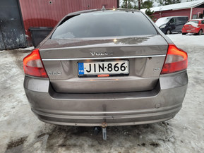 Volvo S80