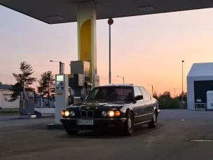 BMW 735