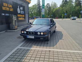 BMW 735