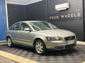 Volvo S40