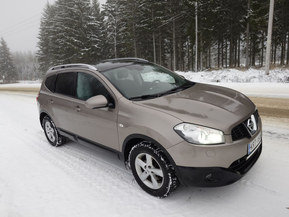 Nissan Qashqai+2