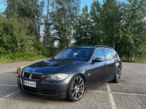 BMW 330