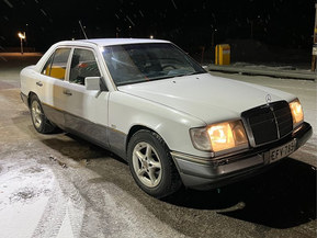Mercedes-Benz E