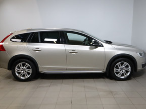 Volvo V60 Cross Country