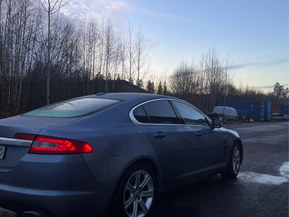Jaguar XF