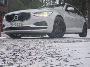 Volvo V90
