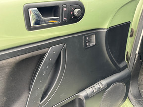 Volkswagen New Beetle