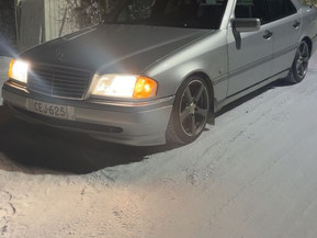 Mercedes-Benz 180