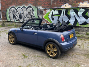 MINI Cabrio