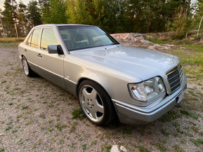 Mercedes-Benz E