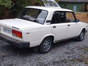 Lada 2107
