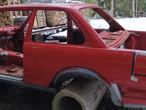 BMW 318iS