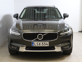 Volvo V90 Cross Country